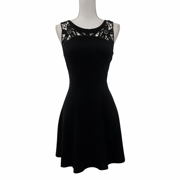 Lush Dresses & Skirts - 🖤 Little Black Dress by LUSH – Size Medium M 🖤